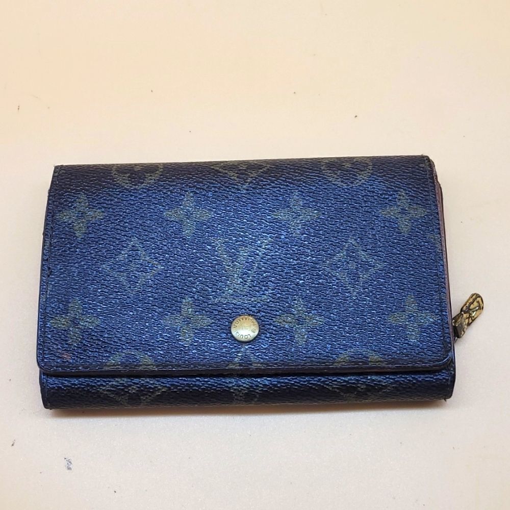 Authentic Louis Vuitton Monogram Wallet